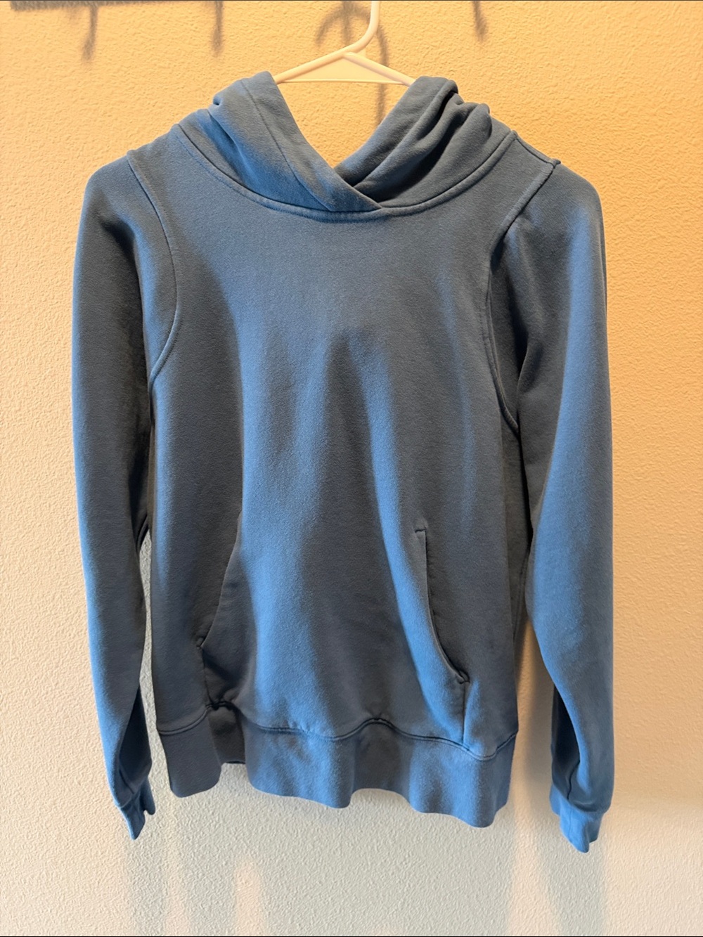 Lululemon Loungeful hoodie size 8